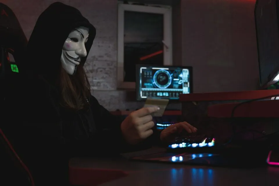 hacker in mask